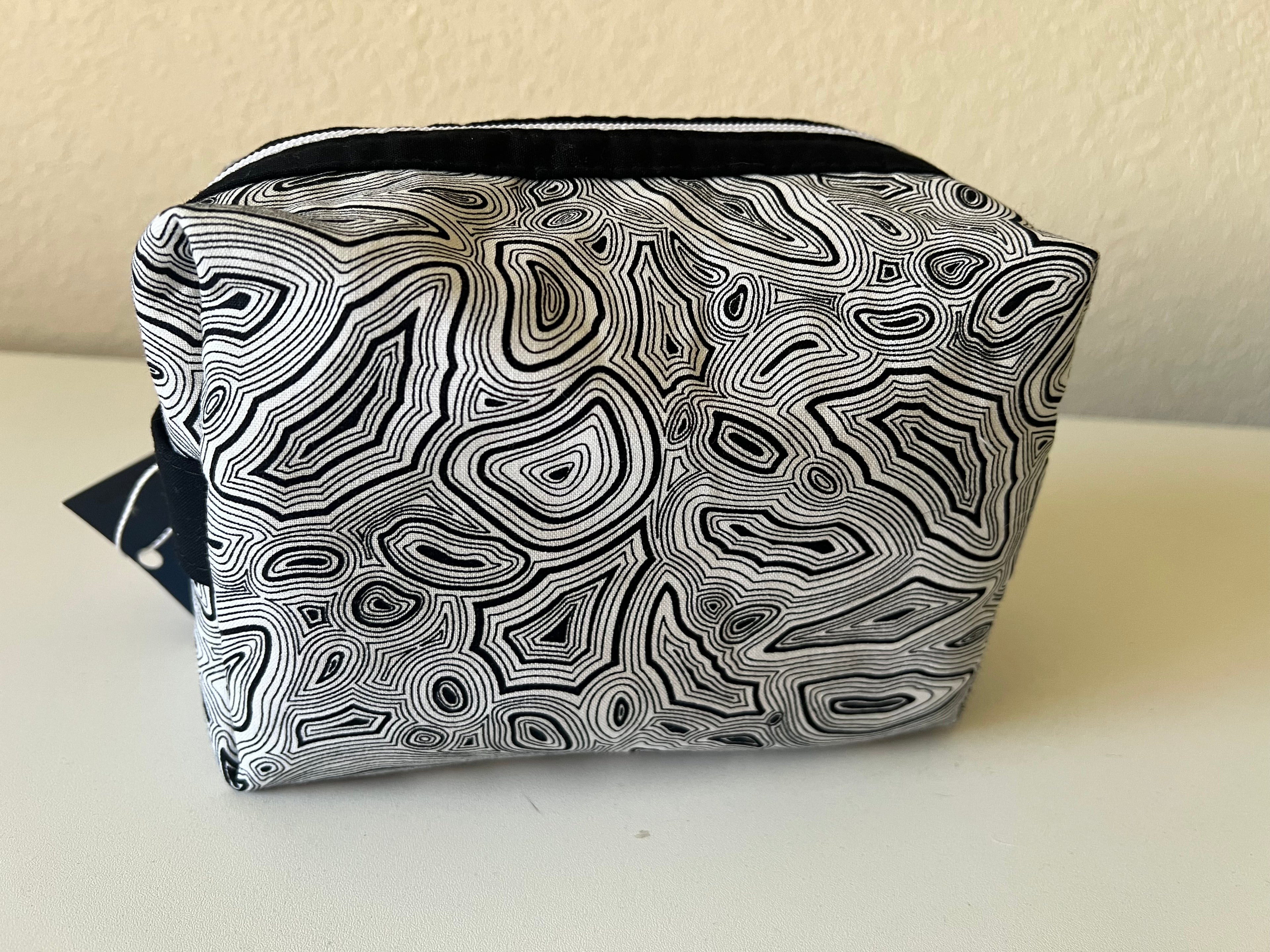 Medium Boxed Pouches