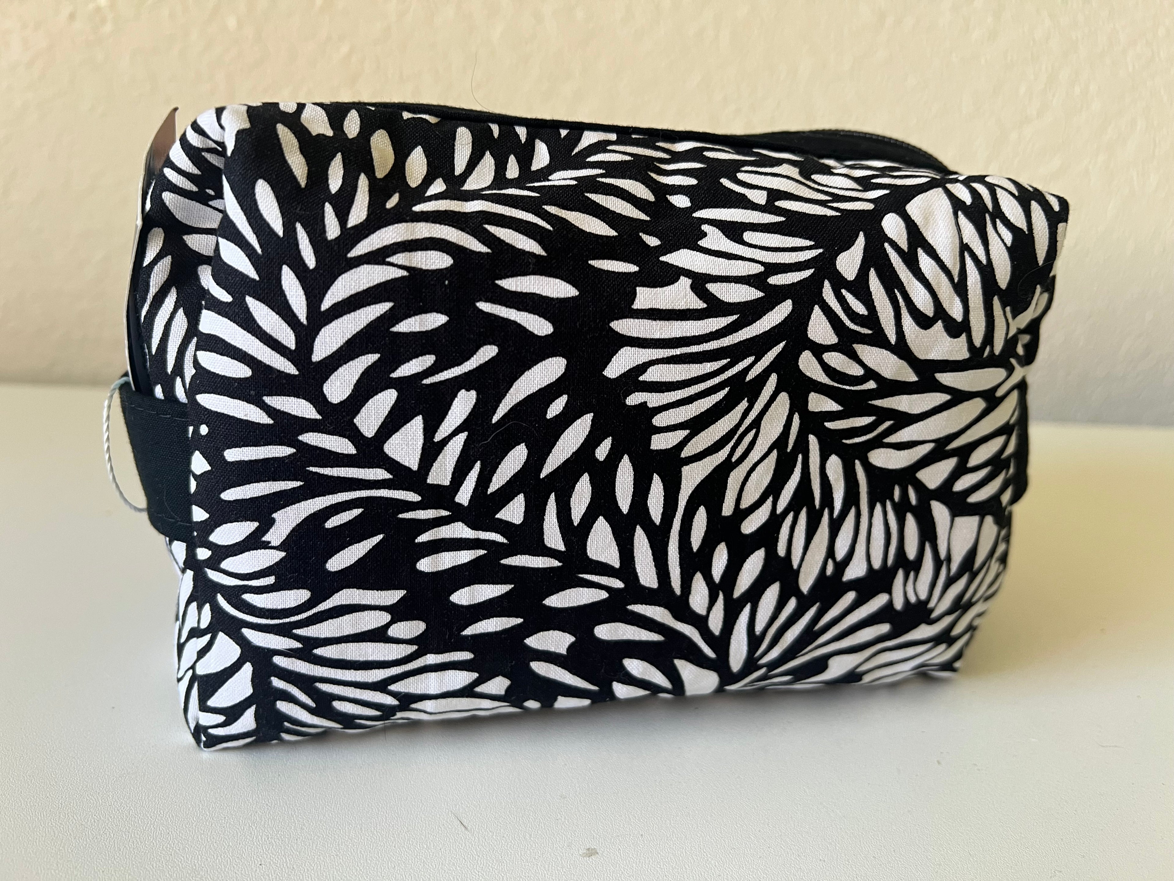 Medium Boxed Pouches